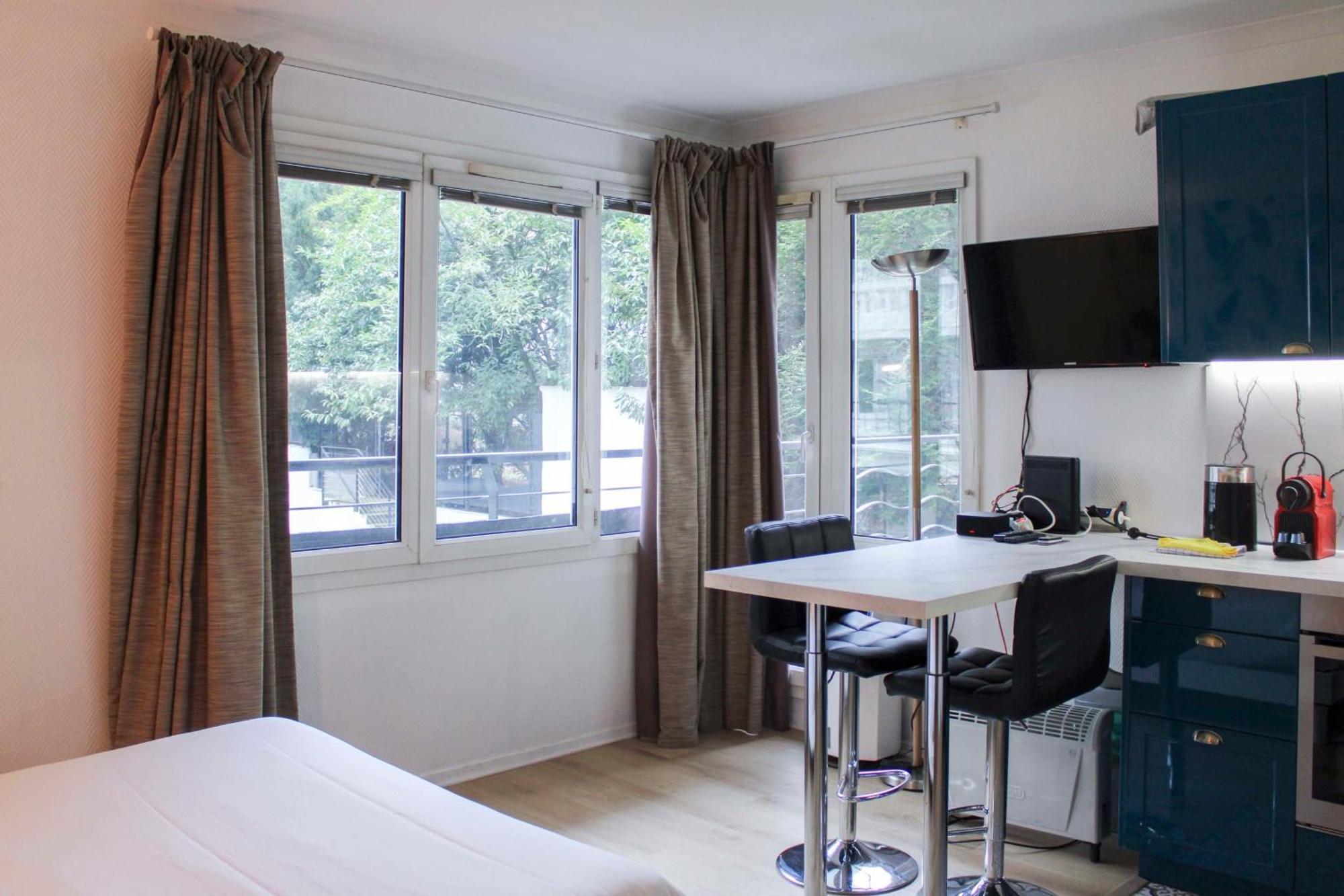 Bright Studio Of 29M With Wifi Near Paris Issy-les-Moulineaux Esterno foto